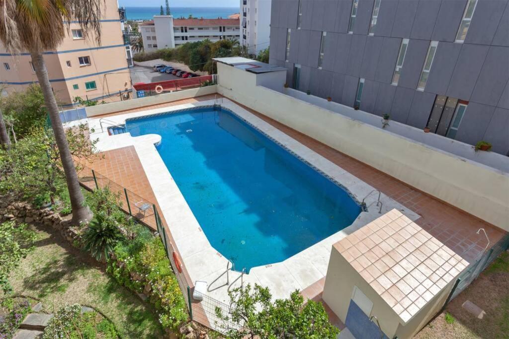 Puertosol 33 - 2 Bed Apartment, Beach Puerto Marina ベナルマデナ エクステリア 写真